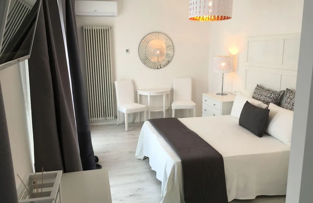 Hotel La Perla-1